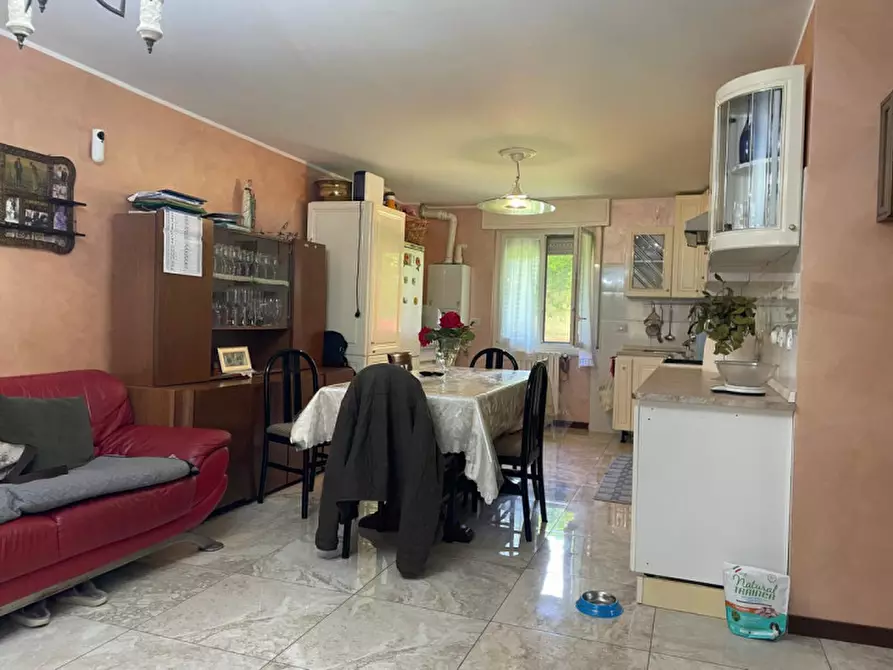 Immagine 11 di Appartamento in vendita  in Via Cerro 10 a Uboldo