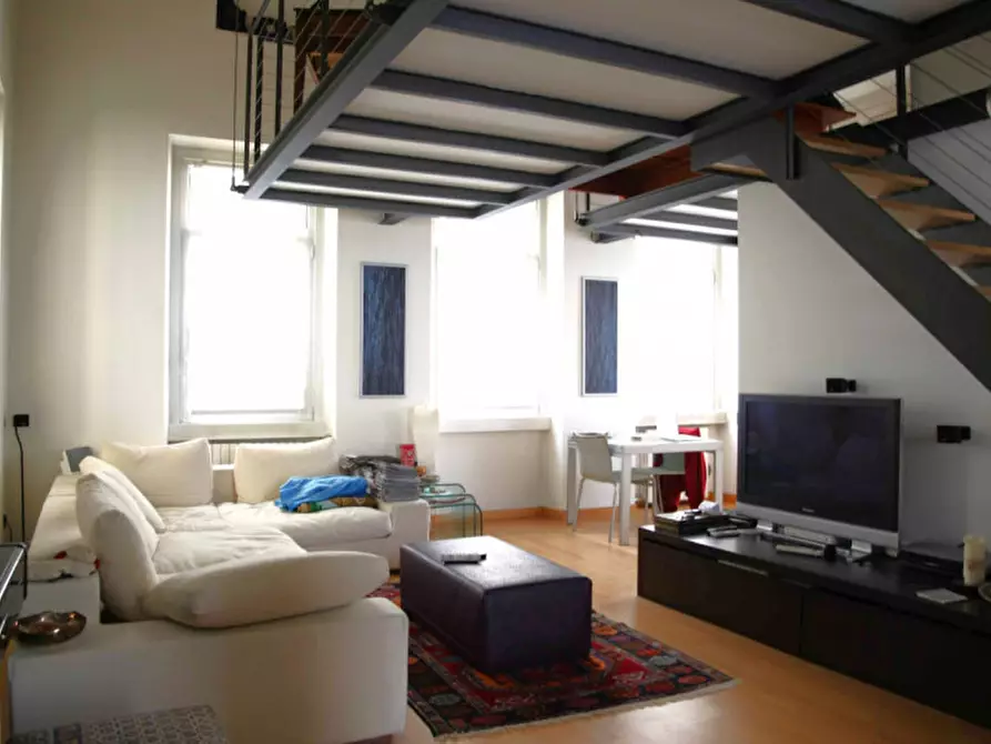 Immagine 2 di Casa indipendente in vendita  in Vallazze a Milano