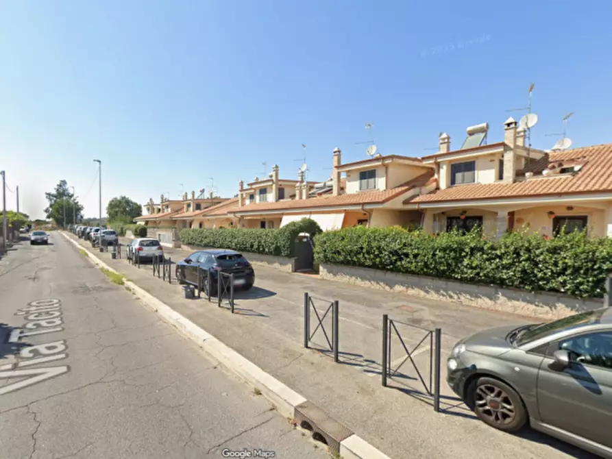 Immagine 7 di Villetta a schiera in vendita  in Via Tacito a Guidonia Montecelio