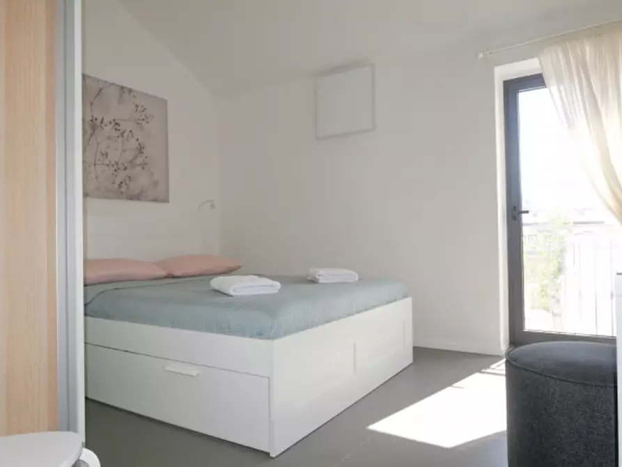 Immagine 11 di Appartamento in affitto  in corso manthone a Pescara