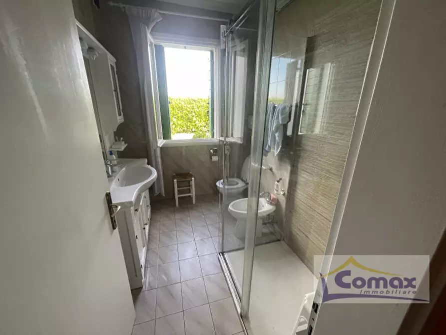 Immagine 11 di Villa in vendita  in Via Calandrine a San Giorgio In Bosco