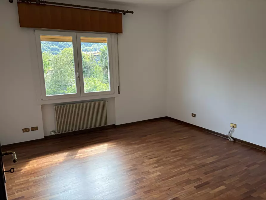 Immagine 2 di Casa indipendente in affitto  in Via Monte Pelmo n. 2 a Vittorio Veneto