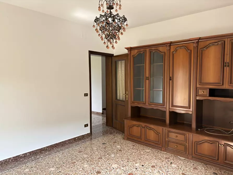 Immagine 6 di Casa indipendente in affitto  in Via Monte Pelmo n. 2 a Vittorio Veneto