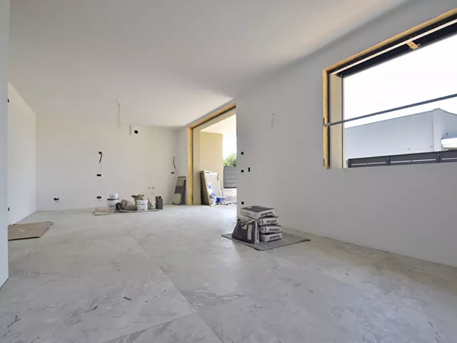 Immagine 10 di Casa bifamiliare in vendita  in via marsala a Bussolengo