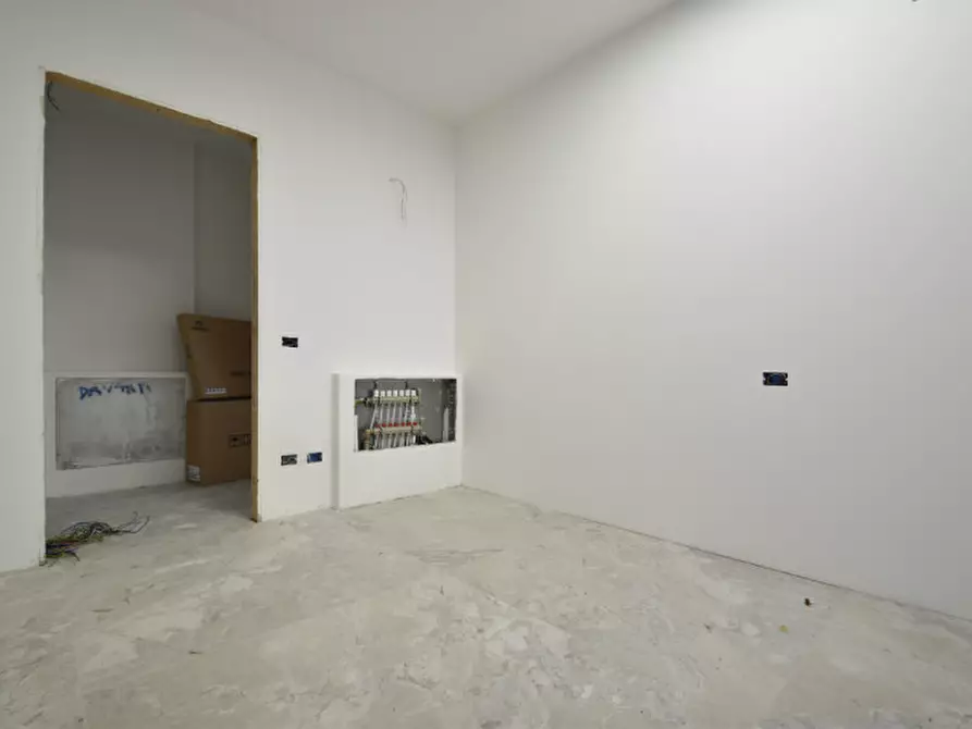 Immagine 13 di Casa bifamiliare in vendita  in via marsala a Bussolengo