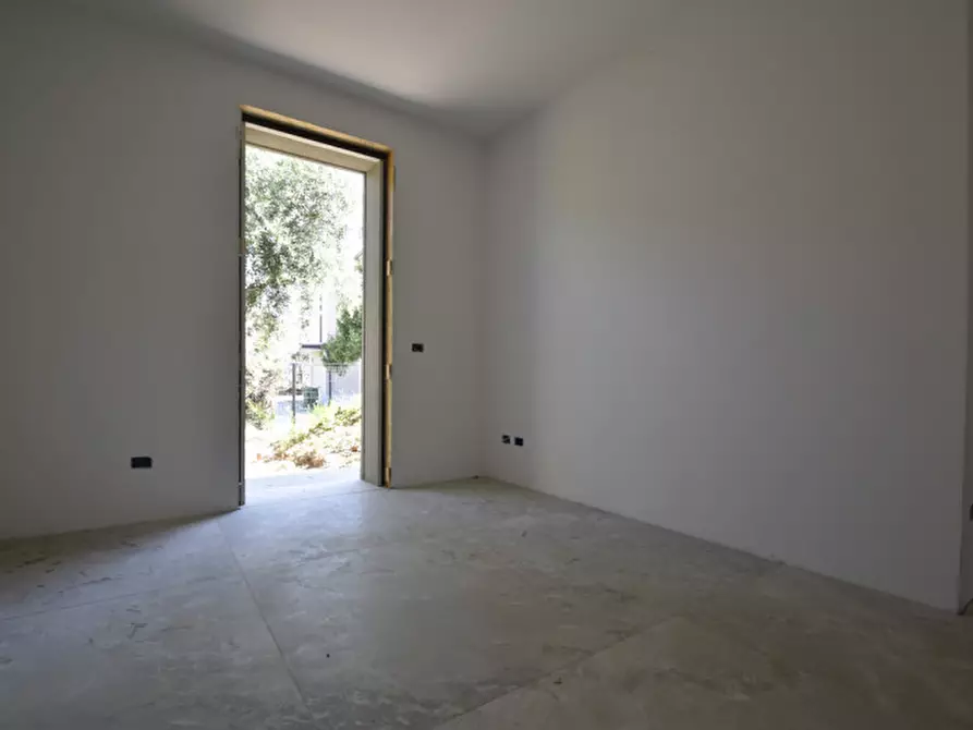 Immagine 20 di Casa bifamiliare in vendita  in via marsala a Bussolengo