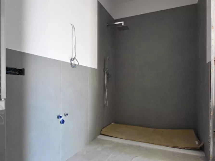 Immagine 27 di Casa bifamiliare in vendita  in via marsala a Bussolengo