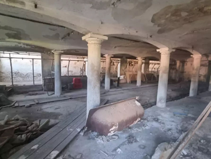 Immagine 12 di Rustico / casale in vendita  a San Martino In Rio