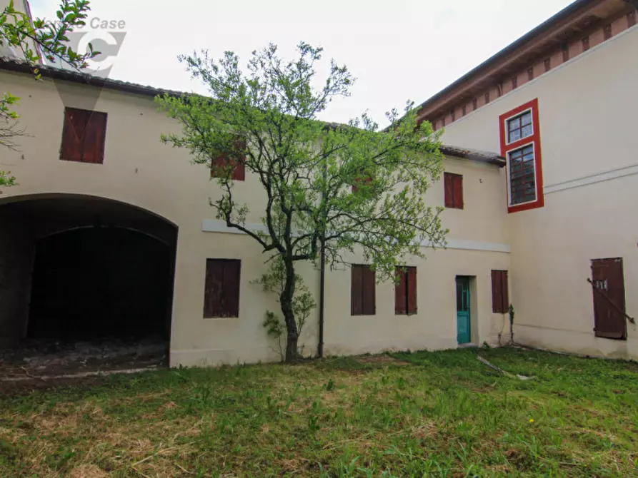 Immagine 6 di Villa in vendita  in Via Giuseppe Mazzini a Bagnoli Di Sopra