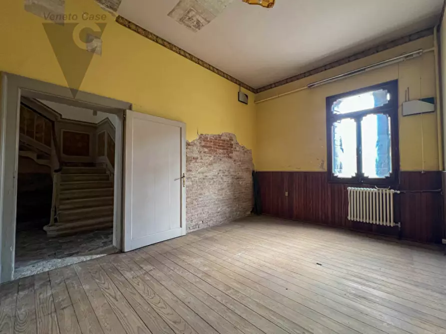 Immagine 14 di Villa in vendita  in Via Giuseppe Mazzini a Bagnoli Di Sopra