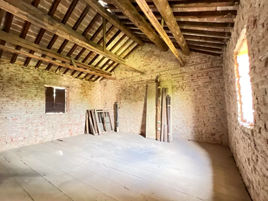 Immagine 57 di Villa in vendita  in Via Giuseppe Mazzini a Bagnoli Di Sopra