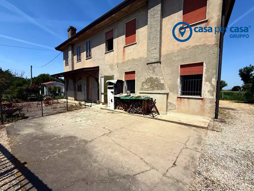 Immagine 3 di Casa bifamiliare in vendita  a Adria