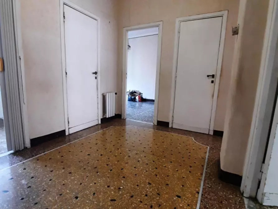 Immagine 5 di Appartamento in vendita  in Via Coriolano a Roma