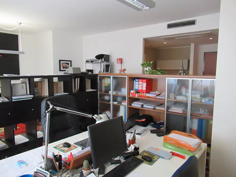 Immagine 15 di Ufficio in affitto  in via comunale delle corti 50 a Treviso