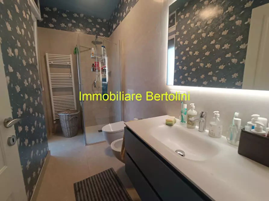 Immagine 16 di Appartamento in vendita  in Via Giulio Cesare a Bordighera