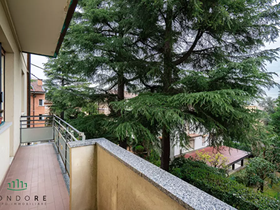 Immagine 6 di Appartamento in vendita  in via Mariani a Bologna