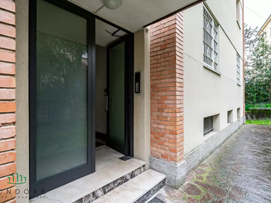 Immagine 27 di Appartamento in vendita  in via Mariani a Bologna