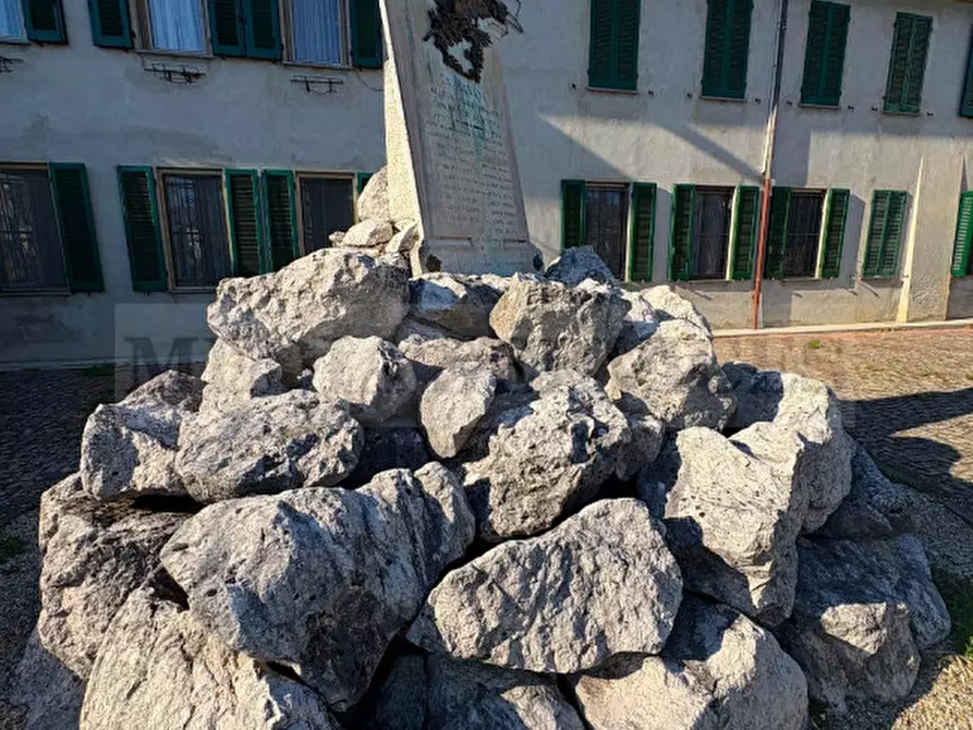 Immagine 5 di Appartamento in vendita  in via Giuseppe Garibaldi n° 19 a Mede