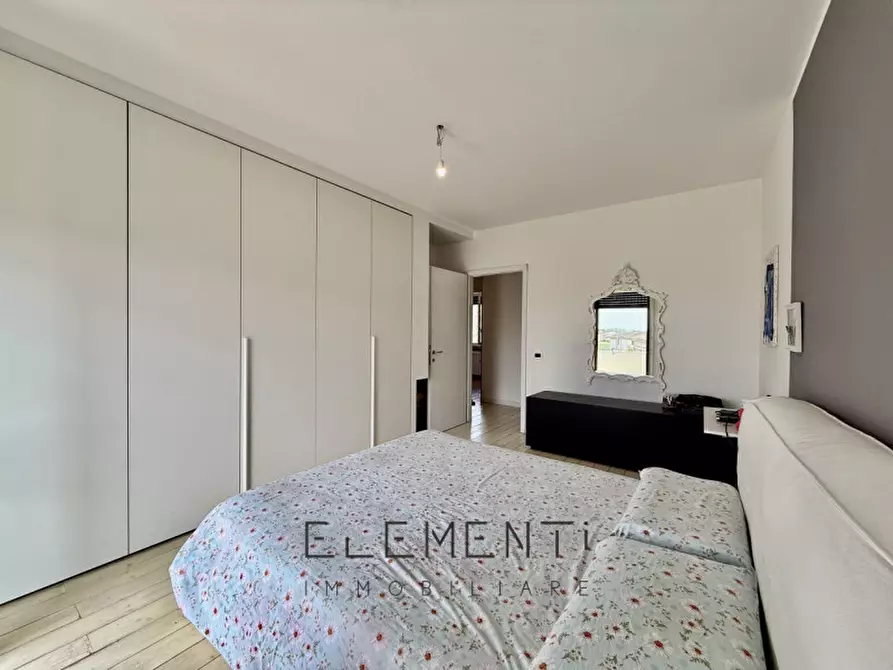 Immagine 8 di Appartamento in vendita  in Piazza dela Vittoria 15 a Terrazzo