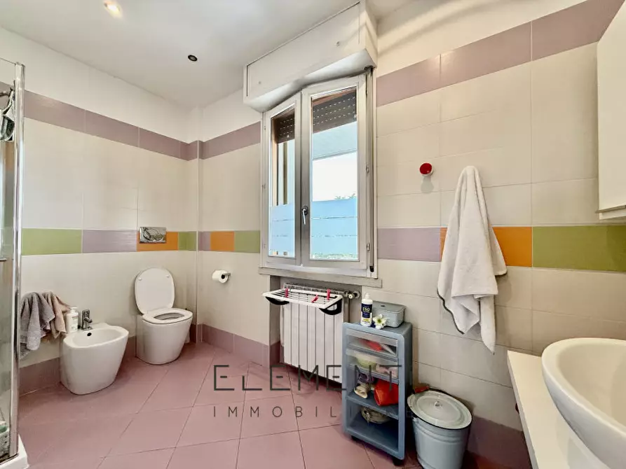 Immagine 10 di Appartamento in vendita  in Piazza dela Vittoria 15 a Terrazzo