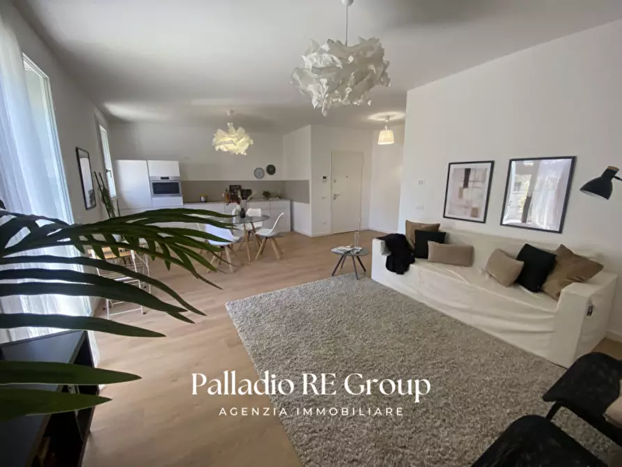 Immagine 1 di Appartamento in vendita  in Via Bartolomeo Panizza 43 a Vicenza