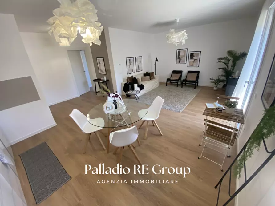 Immagine 8 di Appartamento in vendita  in Via Bartolomeo Panizza 43 a Vicenza