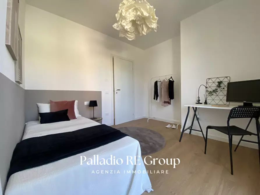 Immagine 10 di Appartamento in vendita  in Via Bartolomeo Panizza 43 a Vicenza