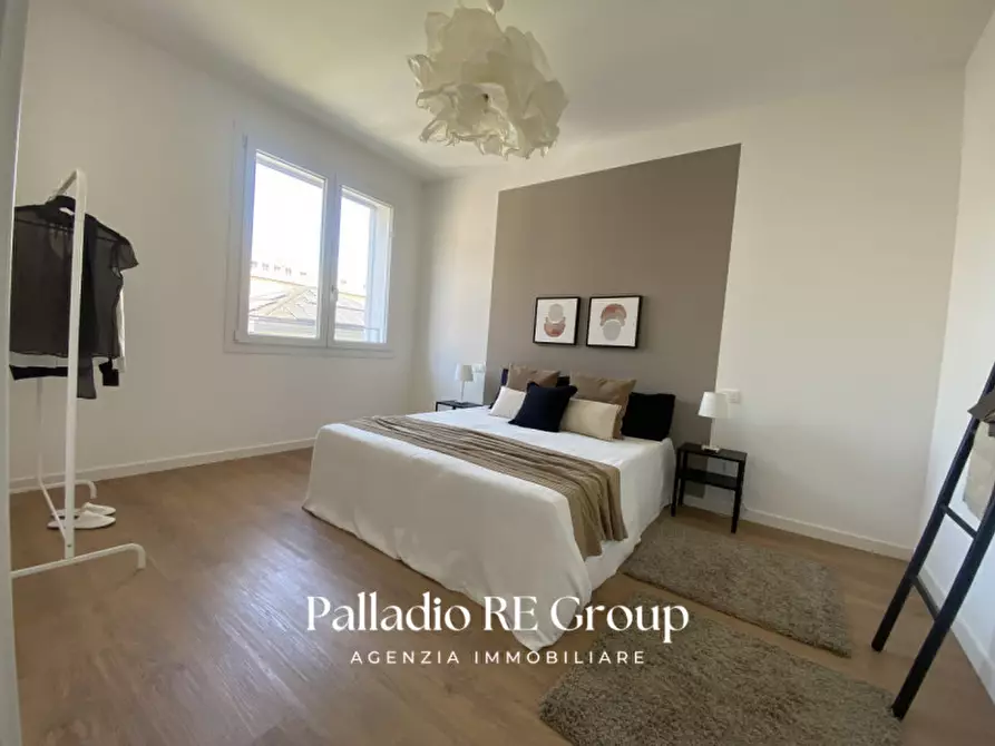 Immagine 17 di Appartamento in vendita  in Via Bartolomeo Panizza 43 a Vicenza