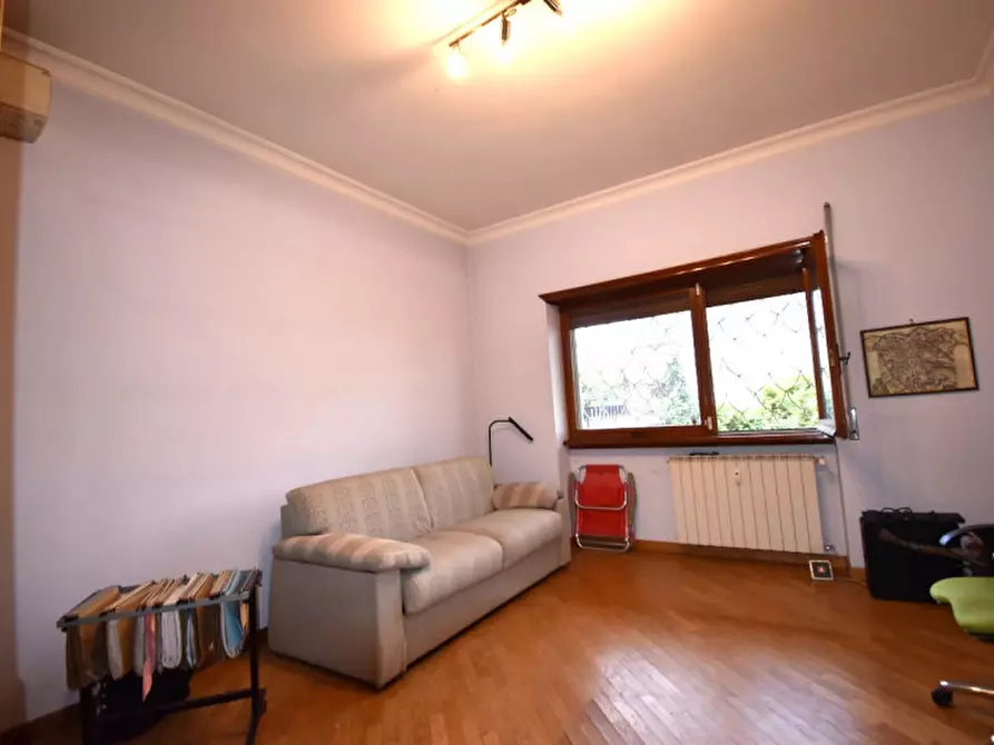 Immagine 11 di Appartamento in vendita  in VIA DELLA CASETTA MATTEI a Roma