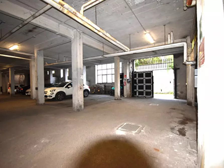 Immagine 30 di Appartamento in vendita  in VIA DELLA CASETTA MATTEI a Roma