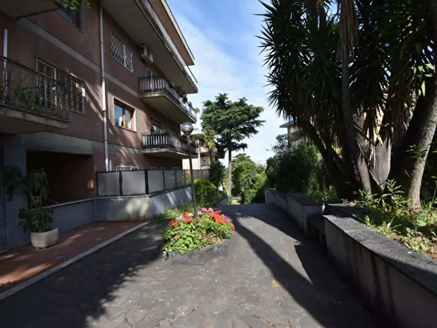 Immagine 33 di Appartamento in vendita  in VIA DELLA CASETTA MATTEI a Roma