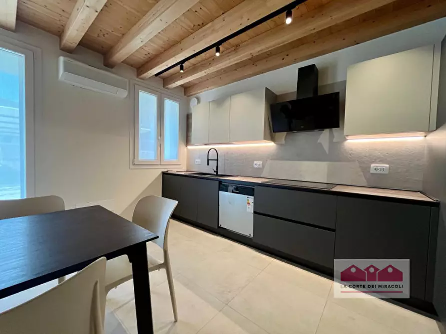 Immagine 3 di Casa indipendente in affitto  in Corso Padova a Vicenza