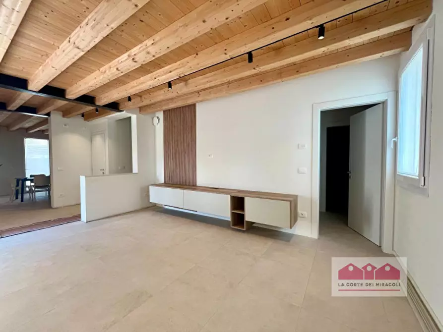 Immagine 5 di Casa indipendente in affitto  in Corso Padova a Vicenza