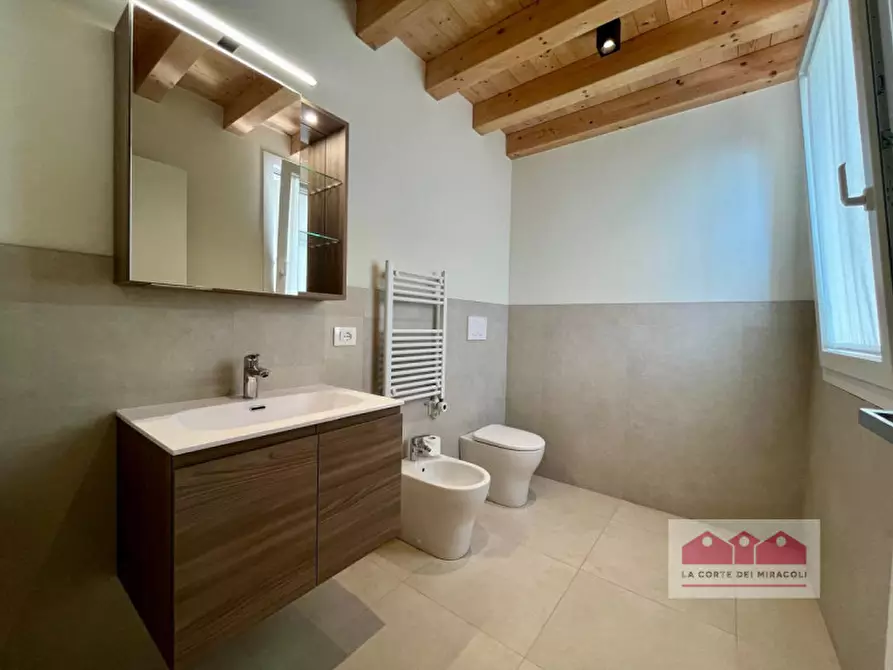 Immagine 8 di Casa indipendente in affitto  in Corso Padova a Vicenza