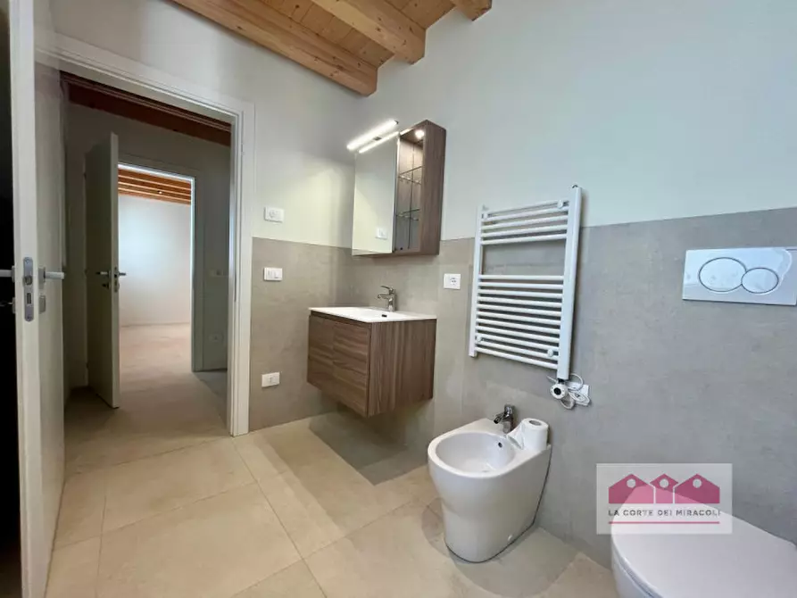 Immagine 9 di Casa indipendente in affitto  in Corso Padova a Vicenza