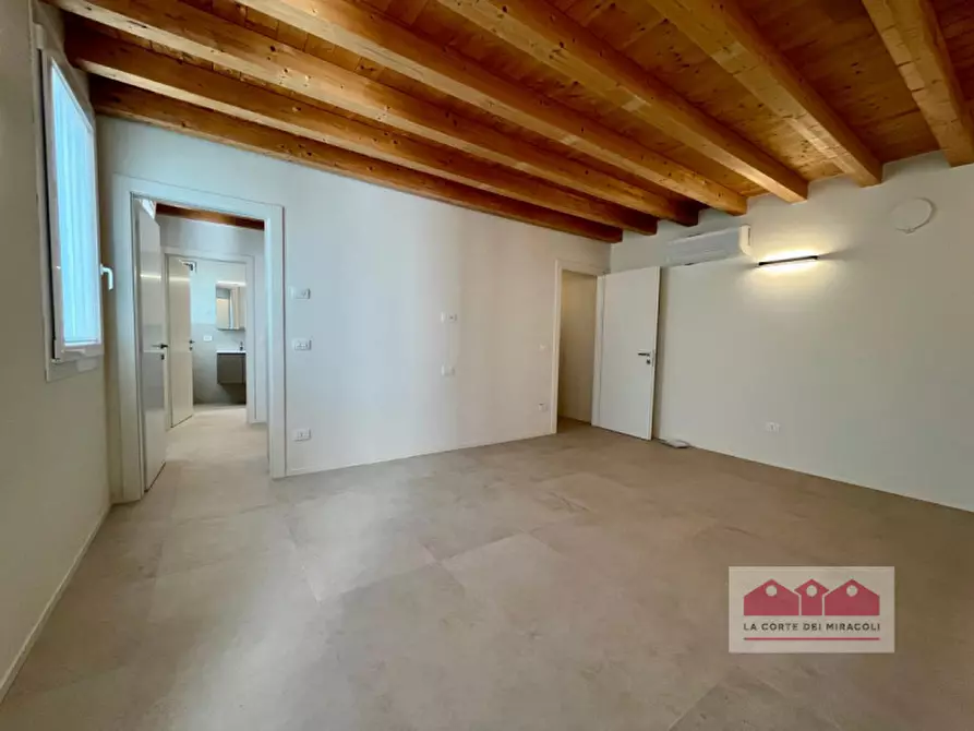 Immagine 11 di Casa indipendente in affitto  in Corso Padova a Vicenza