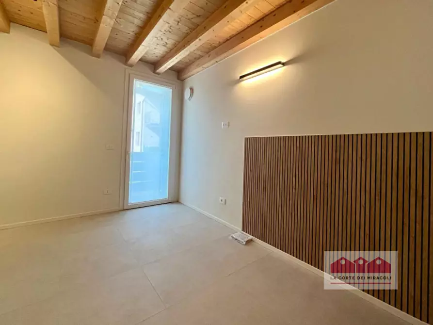 Immagine 16 di Casa indipendente in affitto  in Corso Padova a Vicenza