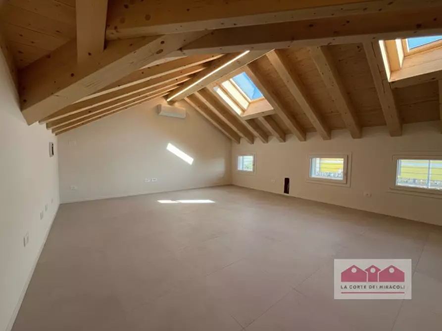 Immagine 22 di Casa indipendente in affitto  in Corso Padova a Vicenza