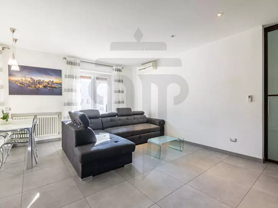 Immagine 15 di Appartamento in vendita  in Via John Fitzgerald Kennedy - John-Fitzgerald-Kennedy-Straße 47a a Laives .Leifers.