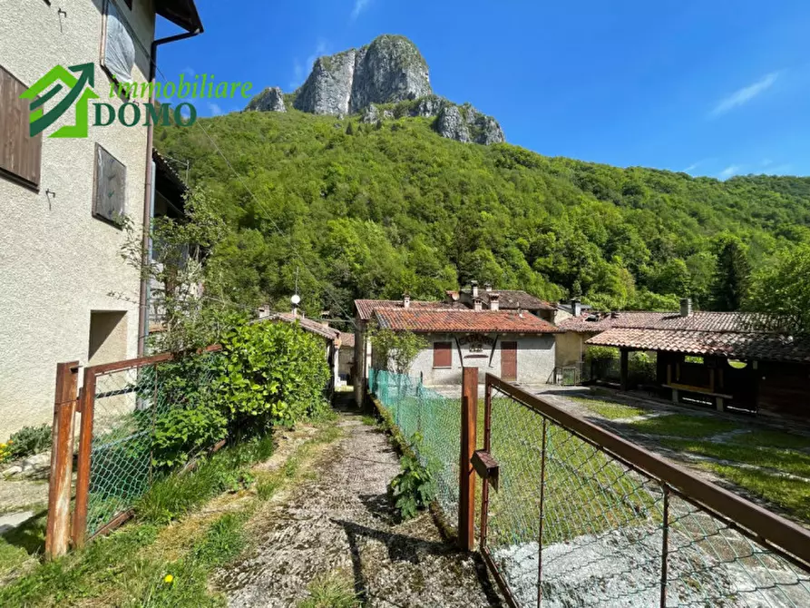 Immagine 7 di Villetta a schiera in vendita  in Via Busati Grisi a Arsiero