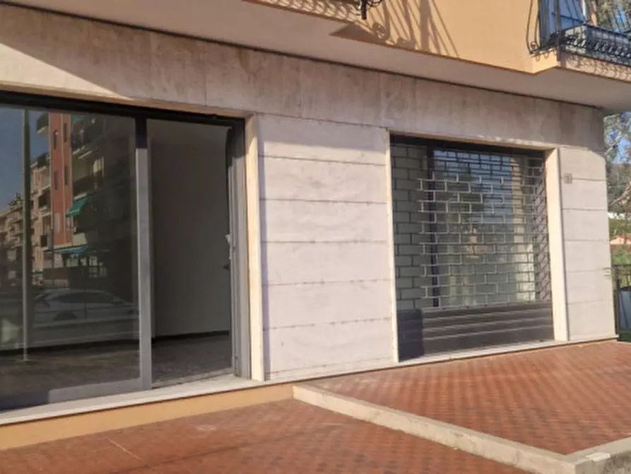 Immagine 2 di Magazzino in vendita  in Via Aurelia 2 a San Bartolomeo Al Mare