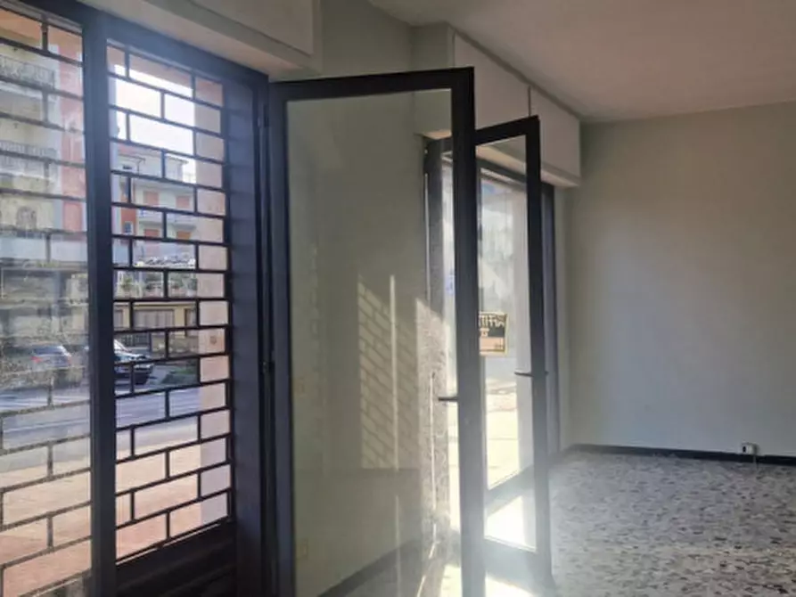 Immagine 5 di Magazzino in vendita  in Via Aurelia 2 a San Bartolomeo Al Mare