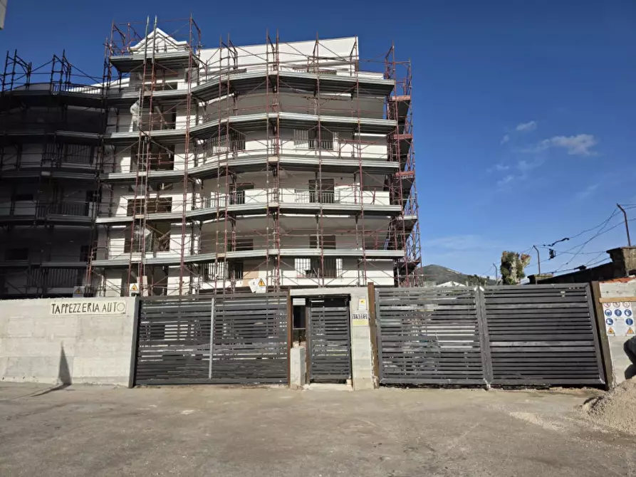 Immagine 4 di Appartamento in vendita  in Viale Vincenzo Gallicola a Caserta