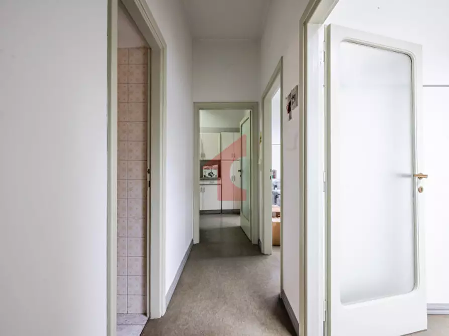 Immagine 10 di Appartamento in vendita  in Via G. Borghesi, 14 a Parma