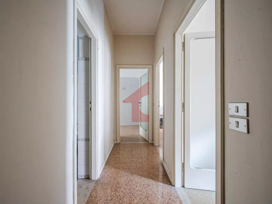 Immagine 32 di Appartamento in vendita  in Via G. Borghesi, 14 a Parma