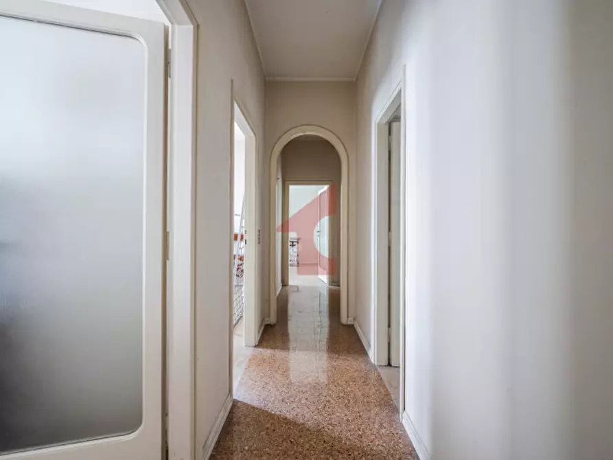 Immagine 33 di Appartamento in vendita  in Via G. Borghesi, 14 a Parma