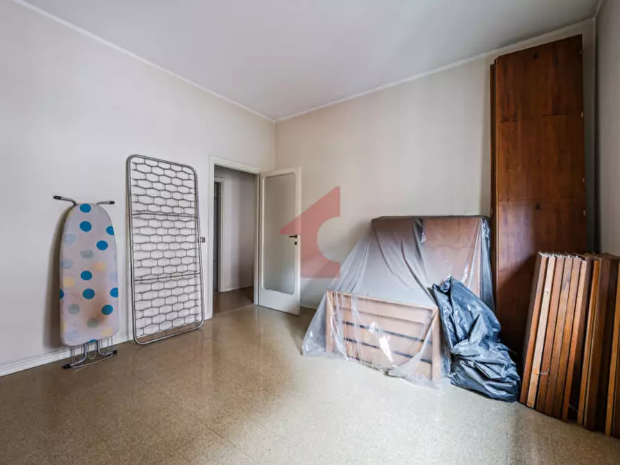 Immagine 35 di Appartamento in vendita  in Via G. Borghesi, 14 a Parma