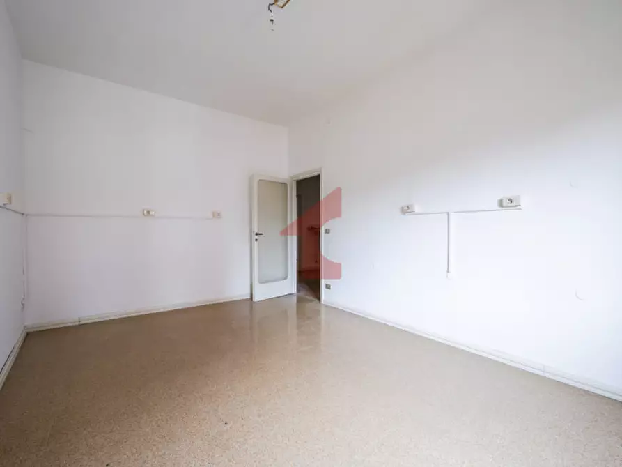 Immagine 51 di Appartamento in vendita  in Via G. Borghesi, 14 a Parma