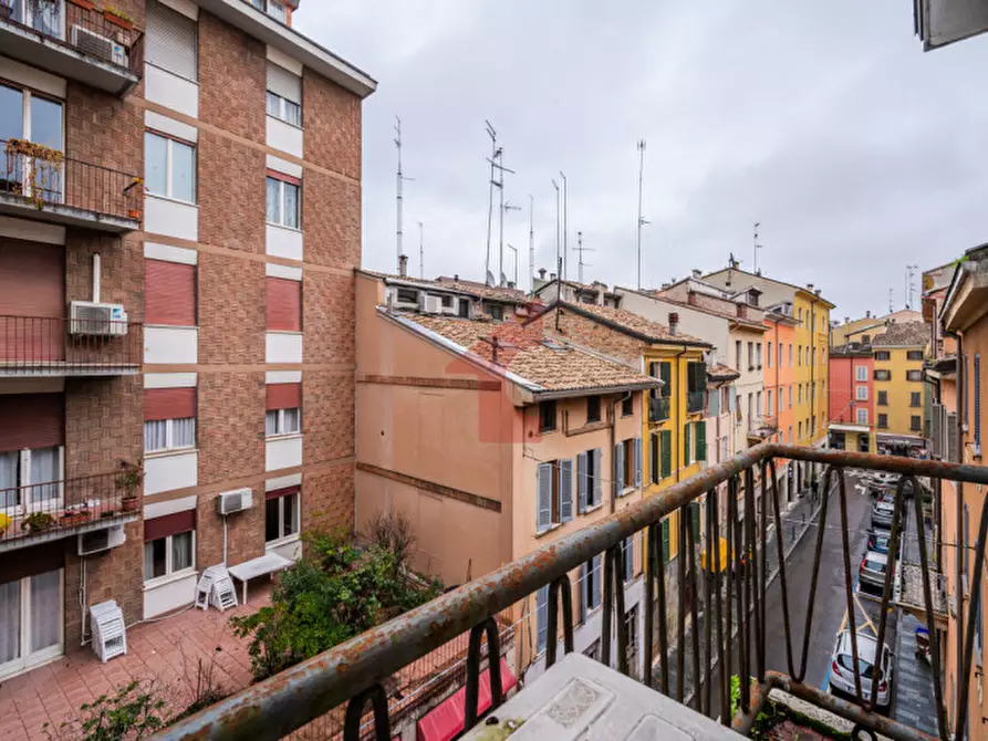 Immagine 57 di Appartamento in vendita  in Via G. Borghesi, 14 a Parma