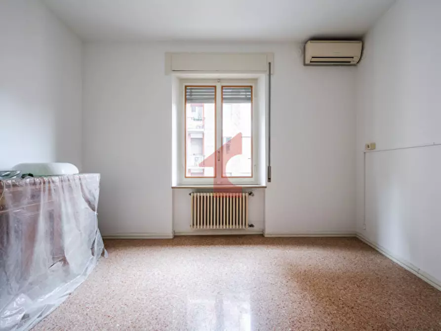 Immagine 60 di Appartamento in vendita  in Via G. Borghesi, 14 a Parma